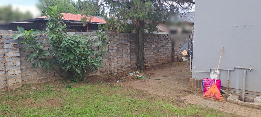 1 Bedroom Property for Sale in Randlespark North West